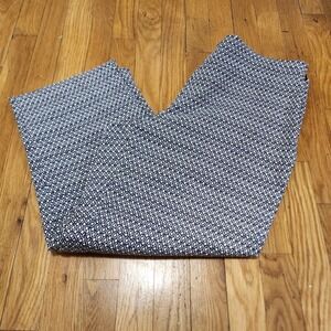 Talbots heritage fit‎ capri geometric pant